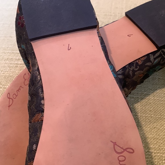 Sam Edelman Felicia Flats Embroidered - Black and Metallic Colors - Picture 4 of 4